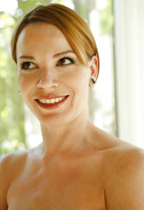 Inviting american milf Dana Dearmond in lingerie shows big knockers and shaved pussy 