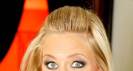 Delightful american bombshell Phoenix Marie suck and fuck big cock 